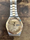 Vintage Seiko Pulsar Watch Two Tone Quartz Y513-6079 Gold Dial Day And Date