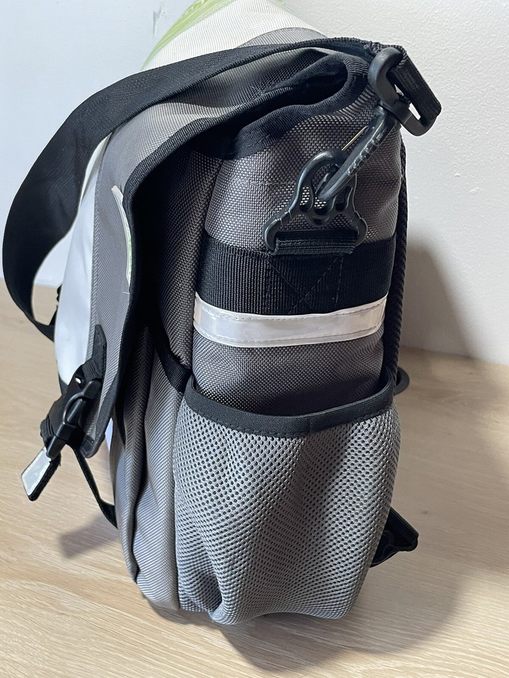 XBOX 360 Travel Case Shoulder Bag ( READ BELOW) 👇🏼 eBay