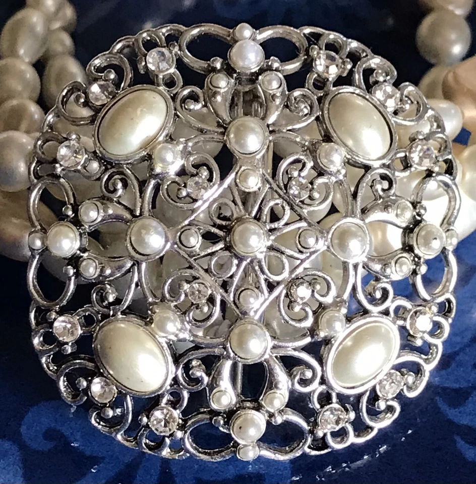 LC ~ LIZ CLAIBORNE Faux Pearl Brooch Bracelet CONVERTIBLE Stretch Silver Tone - Изображение 3 из 4