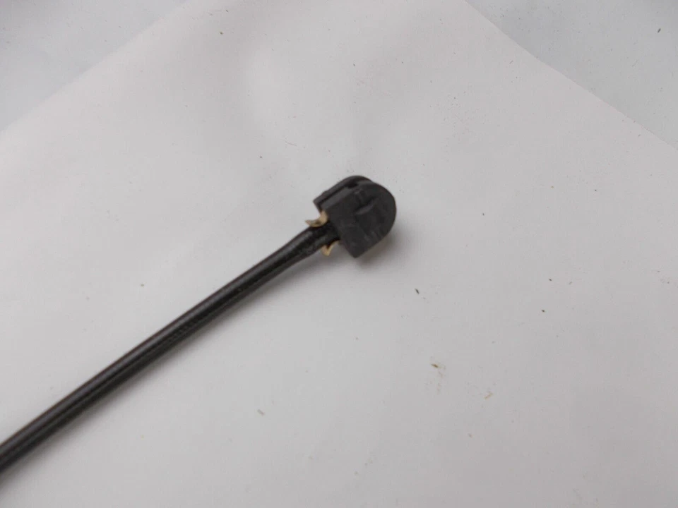 Sensor de desgaste de pastillas de freno de disco - Sensor electrónico de desgaste trasero se adapta; BMW X5 00-06' Foto 3 de 4