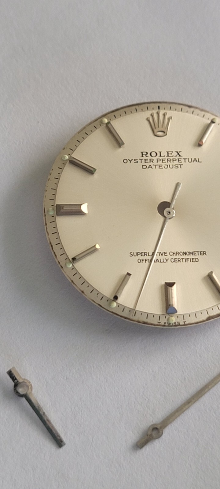 Rolex 100% genuine vintage, Silver 36mm non-Q- set 1601 dial and hands