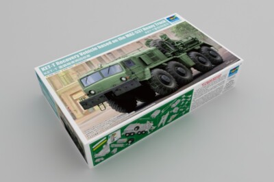 TRUMPETER 01079 1:35 KET-T Recovery Vehicle based on the MAZ-537 Heavy Truck Kit