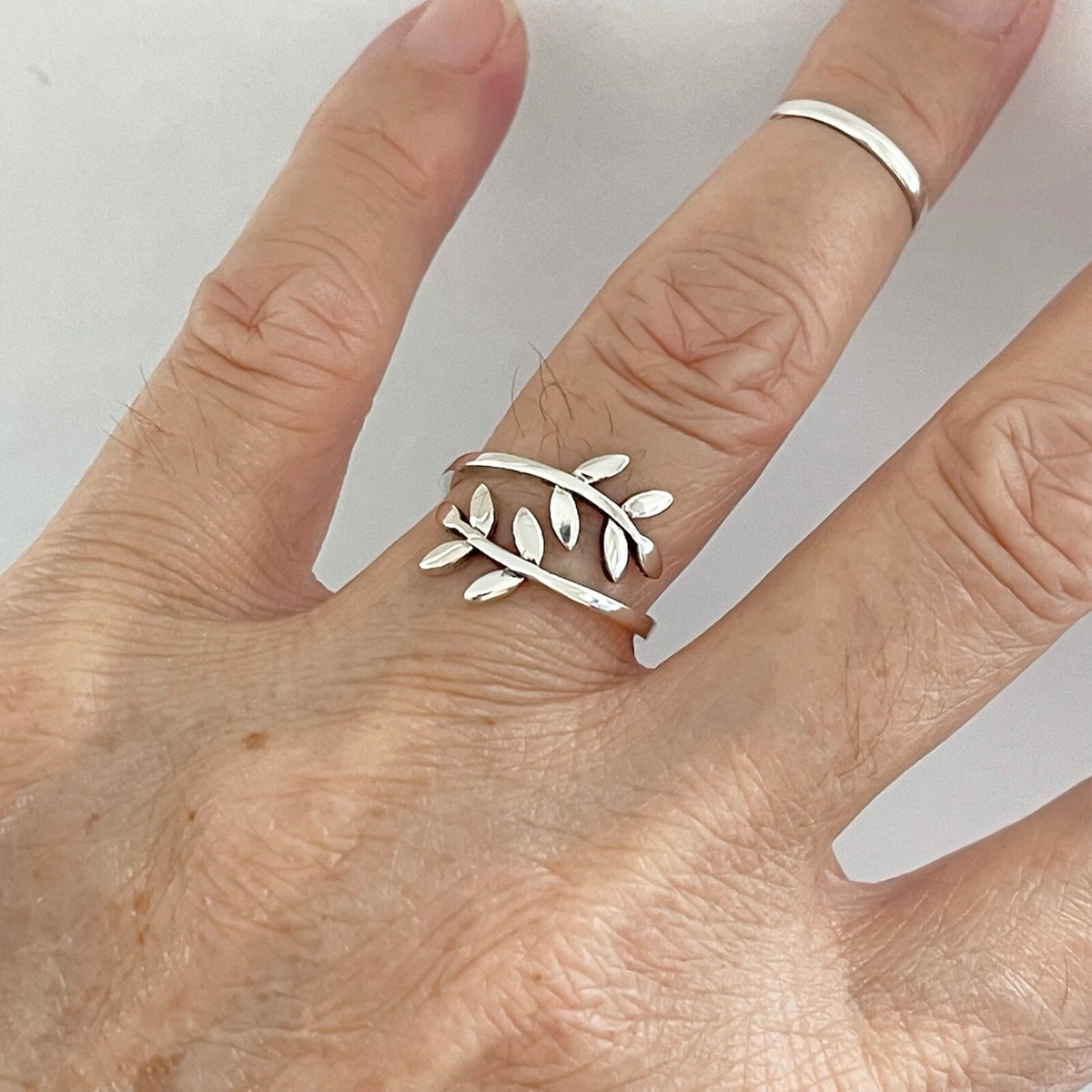 agete silver ring 指輪 «Leaf design» シルバーリング(S)｜リング｜アガット 公式オンラインストア