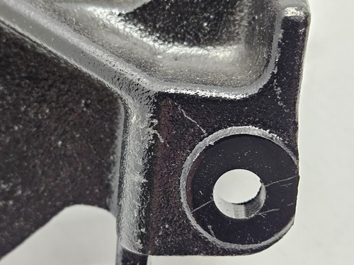 Genuine GM ACDelco 22201112 Transmission Mount Front New - Picture 10 of 18
