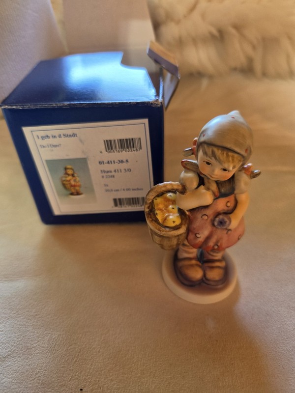 Do I Dare Hummel - First Issue 2006 - NIB