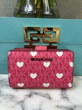 Michael Kors MK Jet Set Travel Hibiscus Pink Heart Bifold Wallet - NWT