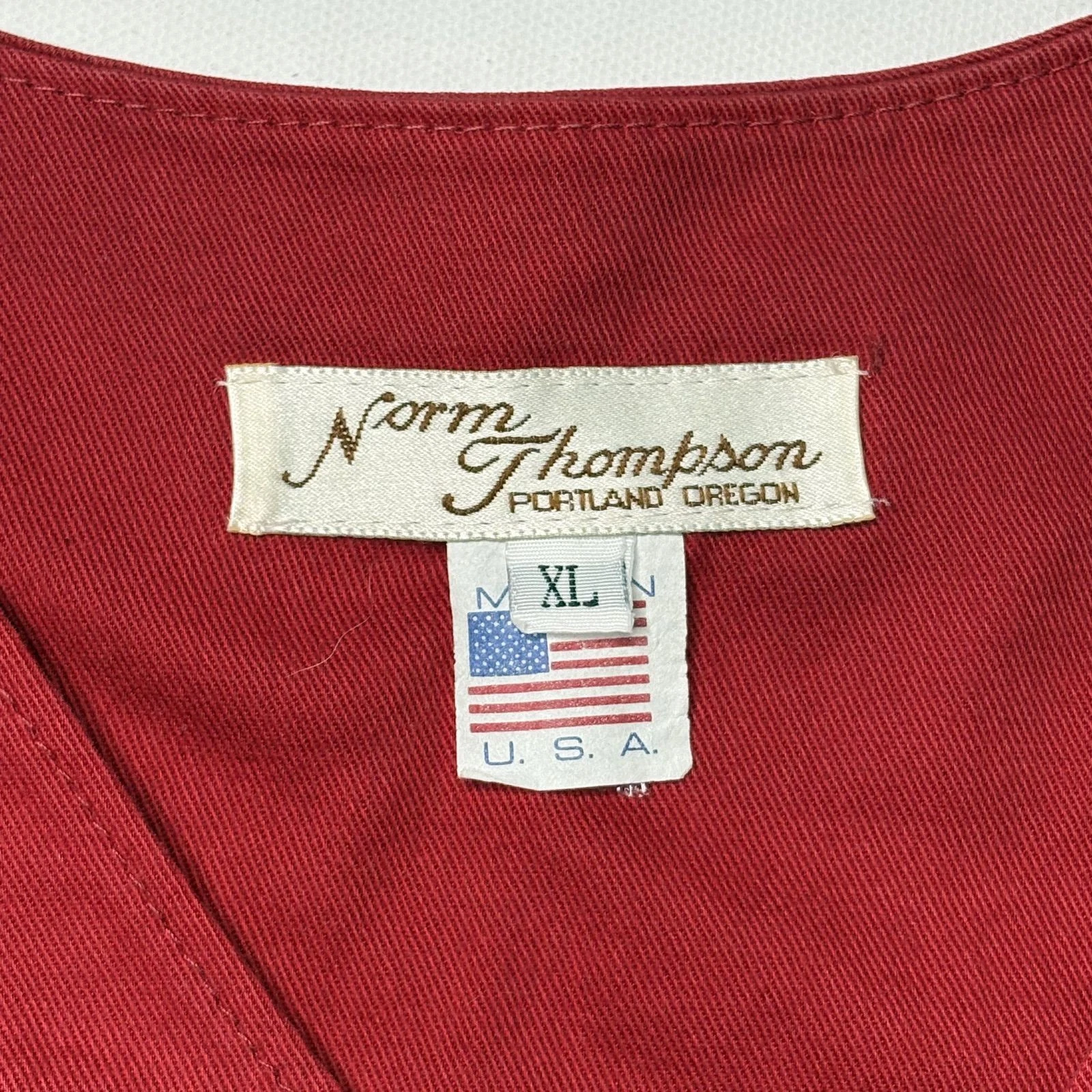 Vintage Norm Thompson Red Canvas Hunting Vest XL - product detail image 4