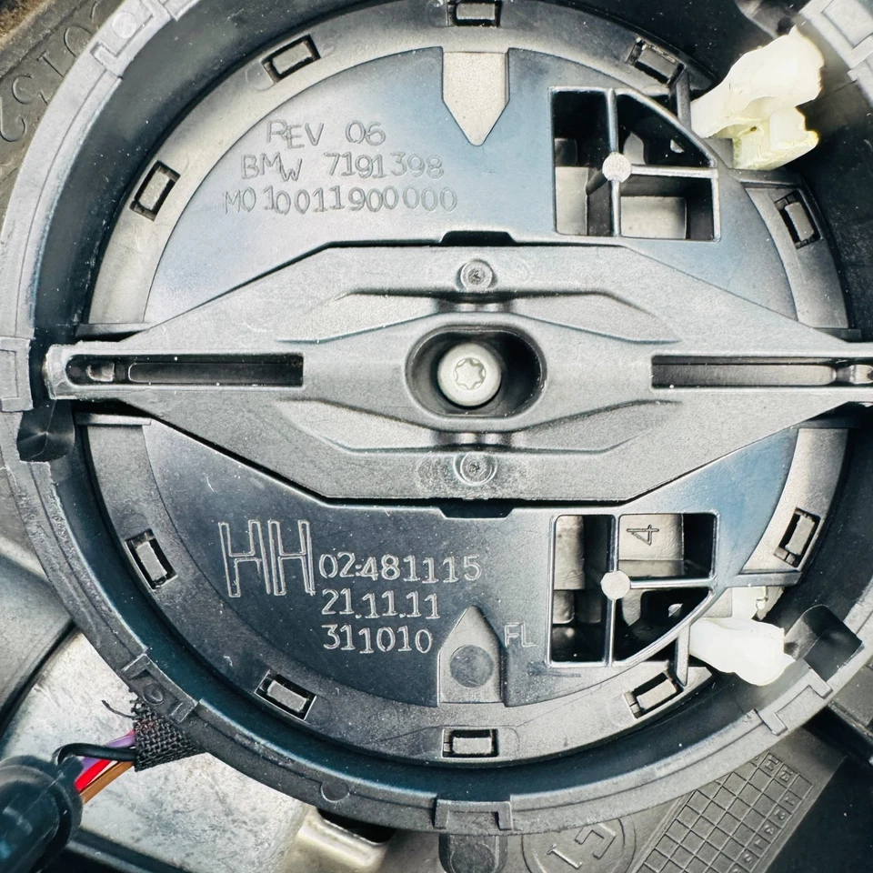 Conjunto de espejo retrovisor delantero izquierdo pasajero BMW 650i 2012-2017 OEM 7191398 Foto 3 de 4