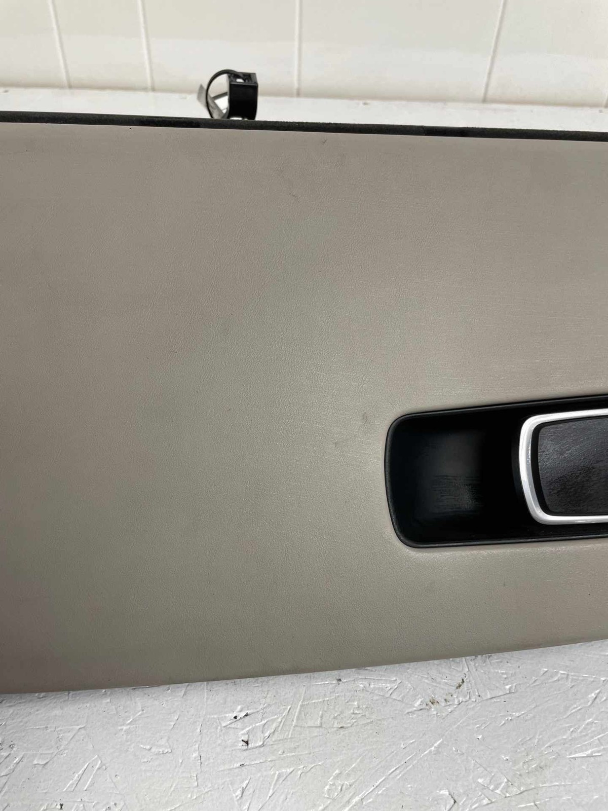 BMW i8 2014-2017 Front Glove box