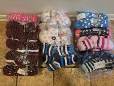 Lot of 32 Packs Cozy Fuzzy Socks 96 Pairs NEW Women's Plush Slipper Gift Sets