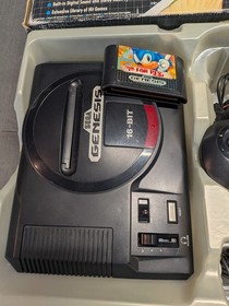 SEGA Genesis 16-Bit Console Model 1 1601 in Box w/ Controller, Cords, & Sonic!
