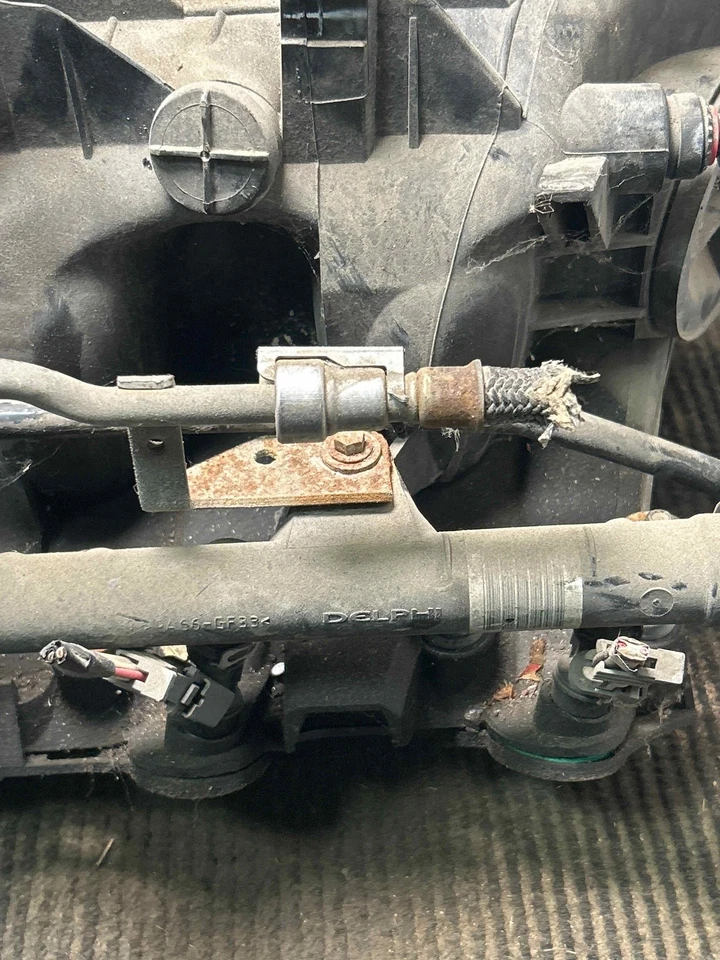 Fits 2004-2006 GMC Yukon Intake Manifold OEM:89017363 Foto 3 de 4