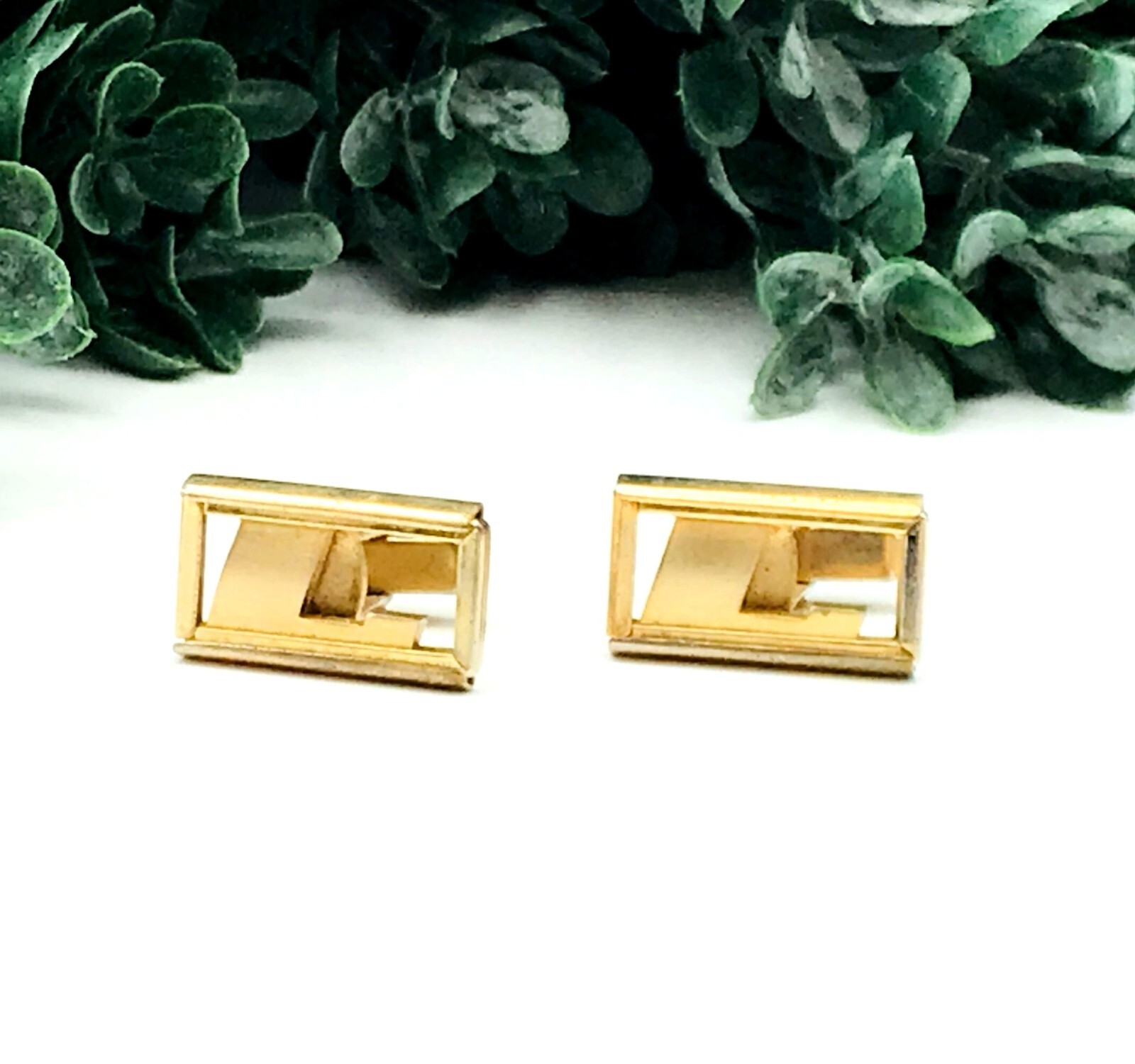 Vintage Gold Rectangular Cufflinks With Geometric… - image 2