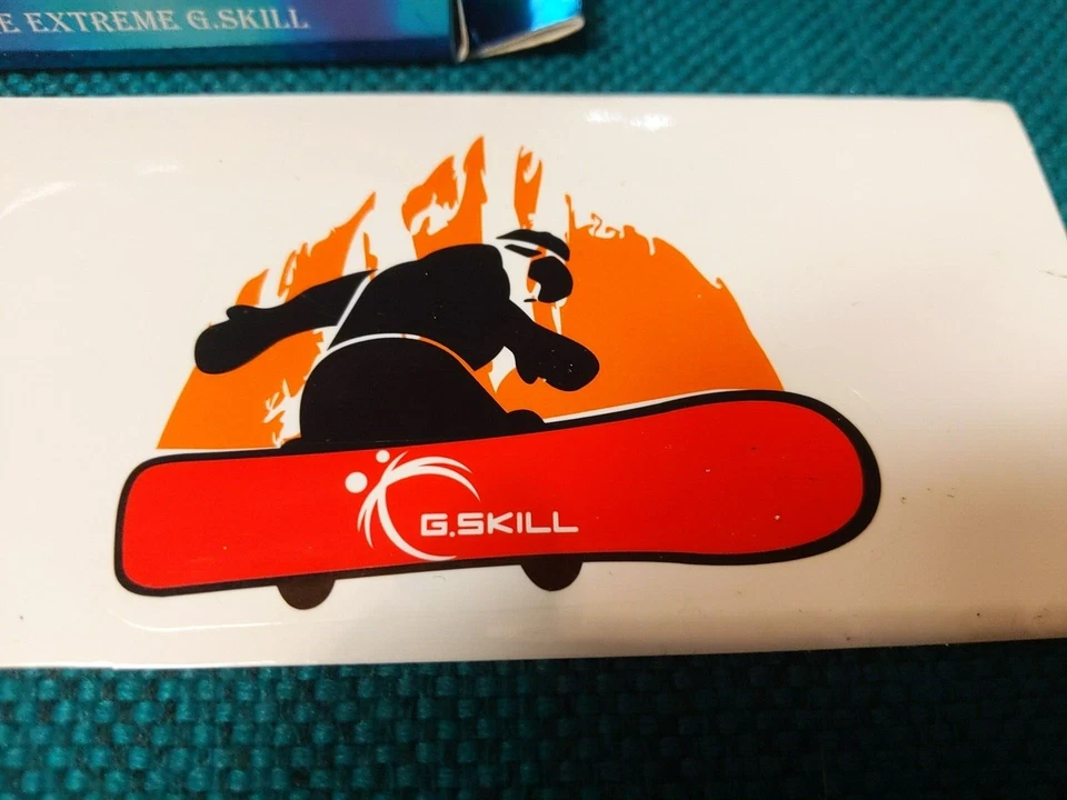 G.SKILL 4GB Kit (2x2GB) DDR2 SDRAM PC2-8000 Desktop Memory RAM F2-8000CL5D-4GBPQ - Image 4 of 4