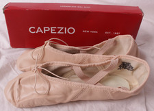 Capezio Juliet ballet shoes 9.5 W - 2027 Light pink - leather split sole