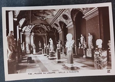 vtg postcard Musee du Louvre Salle d'Auguste art statues unposted France