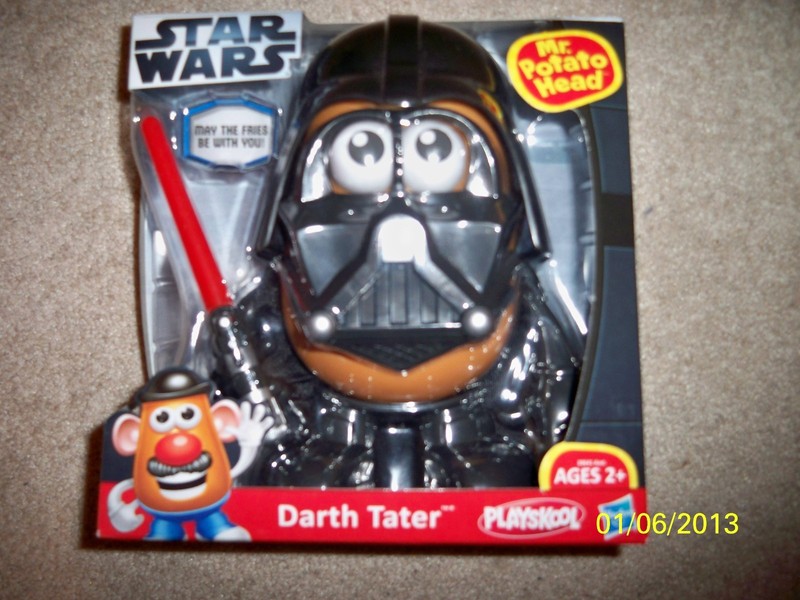 BRAND NEW! STAR WARS DARTH TATER MR. POTATO HEAD FIGURE!
