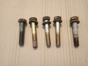 VW Polo 86C 5x Schraube Verbindung Motor mit Getriebe