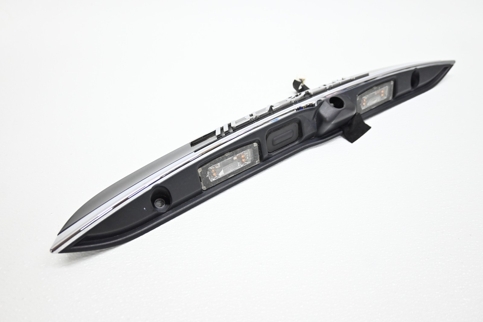 ⭐ 17-21 Maserati Ghibli Rear Trunk Boot Lid Reverse Parking Camera Molding Oem