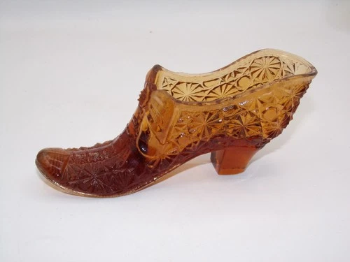 LE SMITH Fenton Art Glass 5" Victorian SLIPPER BOOT AMBER HONEY Daisy READ