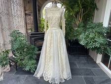 Vintage 1950s Ivory Lace Tulle and Satin Wedding Dress