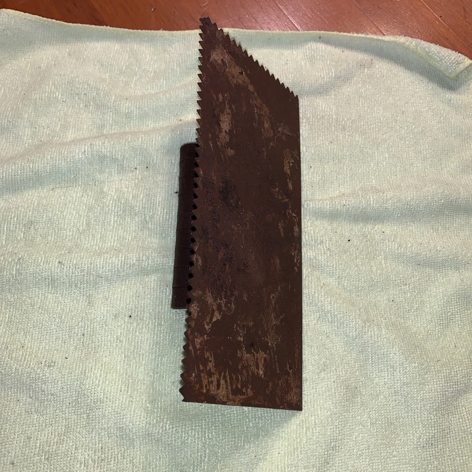 Vintage Notched Trowel Red Devil Inc. Full Steel Spiral Handle - Image 4 of 4