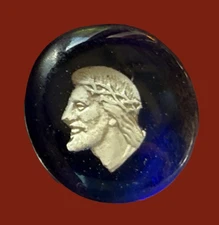 Theresa Rarig Studio Glass Sulphide Paperweight Button ~ JESUS crown of thorns
