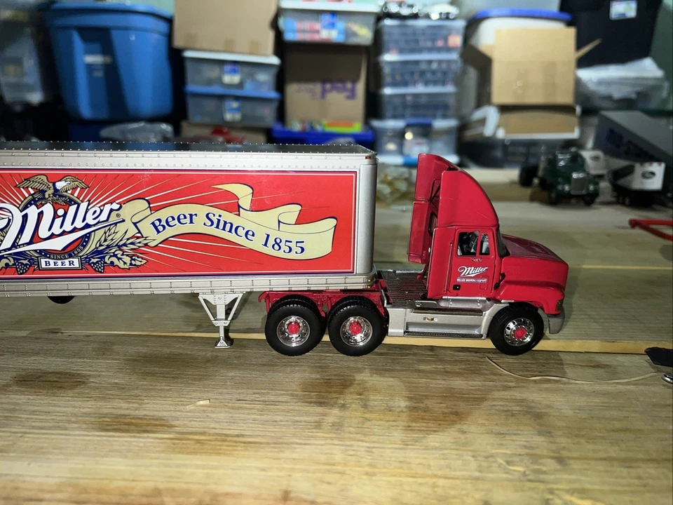 Franklin Mint Miller Beer Diecast Truck, 1:43 Scale Red Mack Tractor Trailer - Image 2 of 4