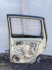 Porte arrière et accessoires Nissan NOTE