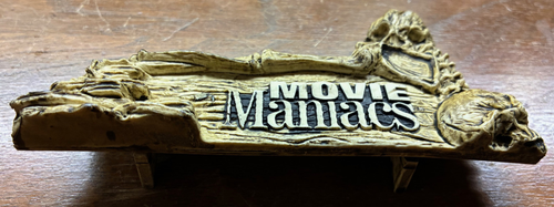 Movie Maniacs McFarland Lord of Darkness Figure Legend 2002 POSTER DISPLAY STAND - Picture 3 of 6