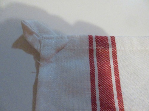 Kitchen towel, apples hand painted on cotton towel - Picture 8 of 8