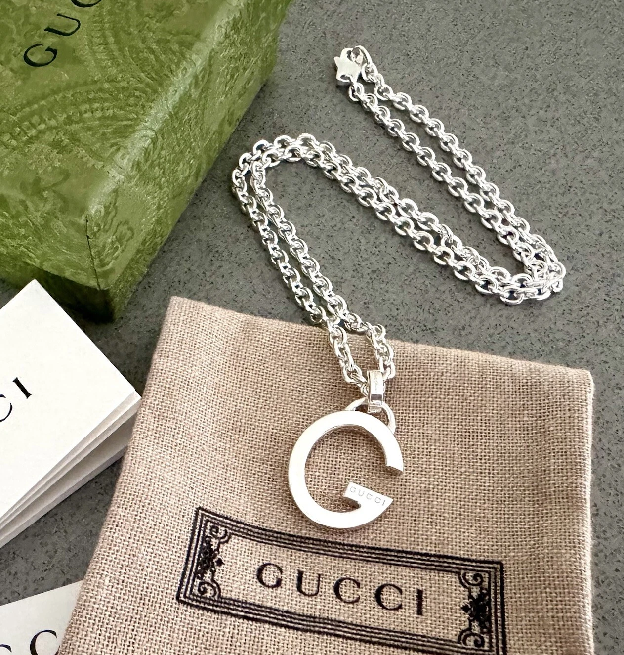 Collana con ciondolo Charlotte G in argento sterling $390 GUCCI 925 scatola e sacchetto libretto