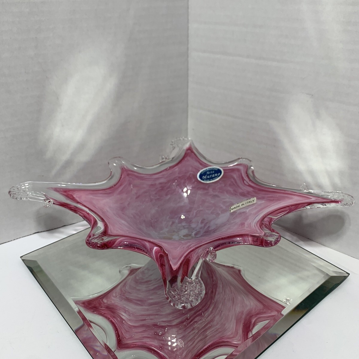 Lavorazione Arte Murano Italy Pink Art Glass Diamond Shape Lavorazione Arte Murano Italy Pink Art Glass Diamond Shape