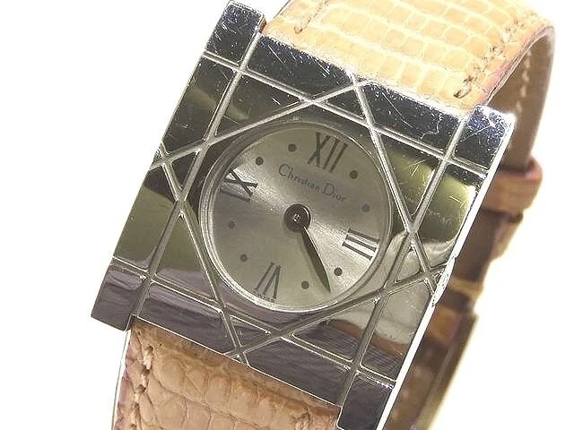 Montre Carrée QZ Pour Femmes Christian Dior D82 100 Argent Cuir D'Occasion F/S