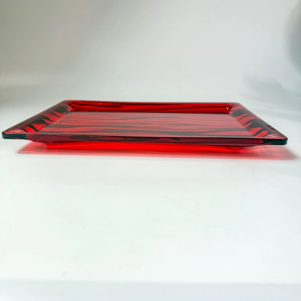 Guzzini Red Aqua Wavy Rectangular Acrylic Serving Tray Made In Italy - Image 2 of 4