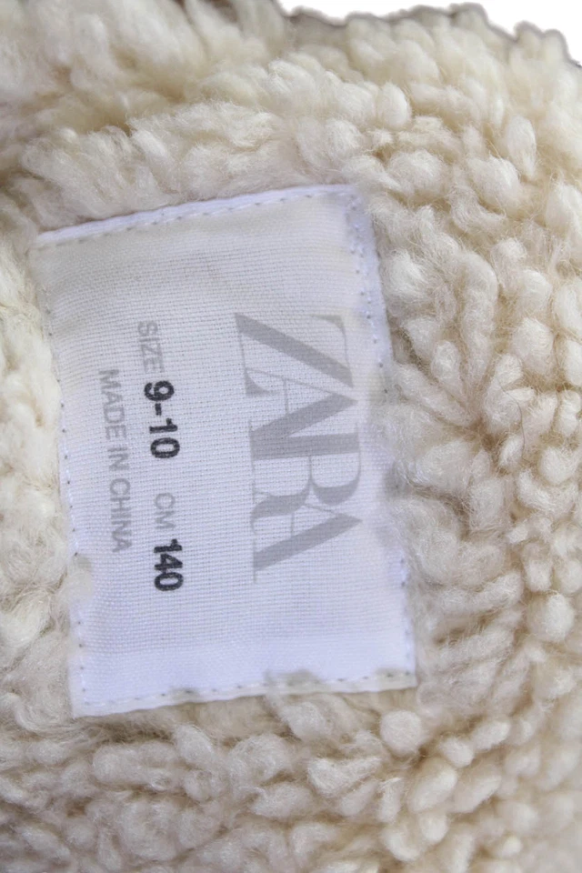 Zara Girls Faux Fur Sherpa Lined Full Zip Puffer Vest Black Size 9-10 - Image 3 of 4