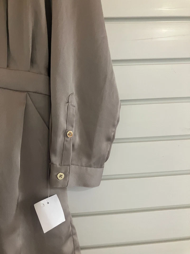 NUEVO CON ETIQUETAS ADIVINAR by Marciano Gris Seda Mameluco Talla 44 (Talla US 14) Manga Larga ❤️❤️ Foto 2 de 4