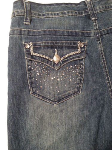 EUC - RRP $299 - Womens Beautiful STYLE & CO. Premium 'Curvy Fit Boot Cut' Jeans - Picture 7 of 12