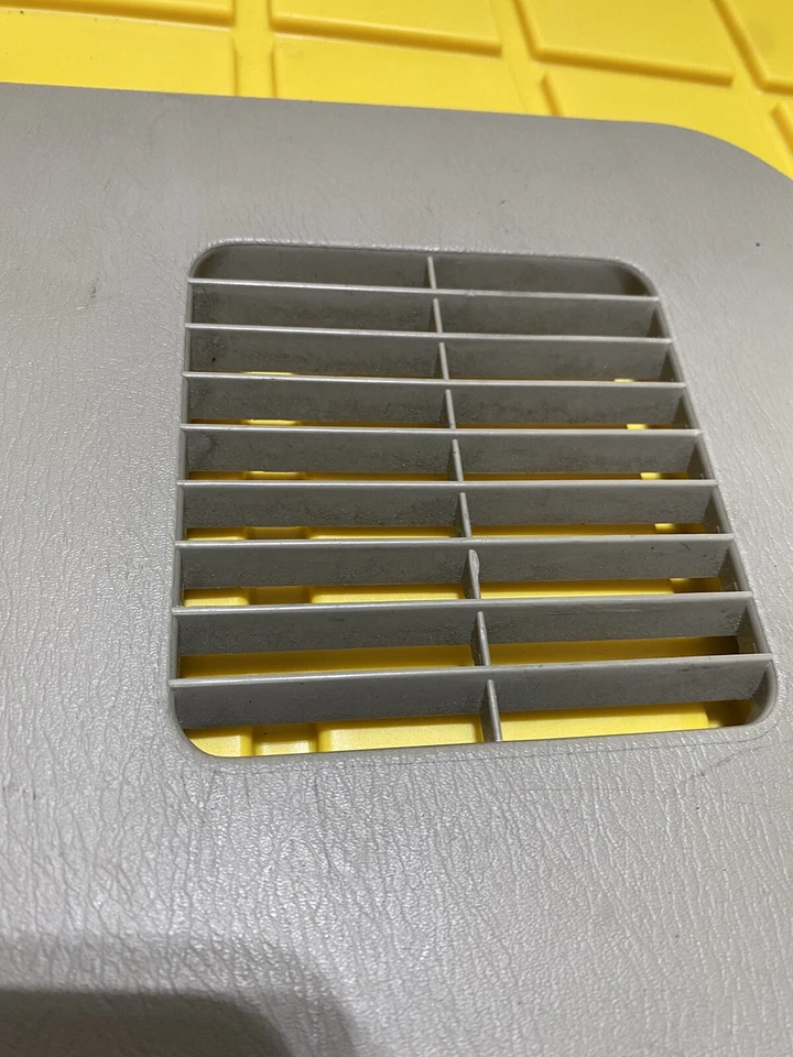 INFINITI QX4 2001-2005 PANEL DE TAPA DE MALETERO INTERIOR SUV de lujo OEM Foto 4 de 4