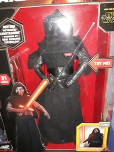 kylo ren animatronic interactive figure