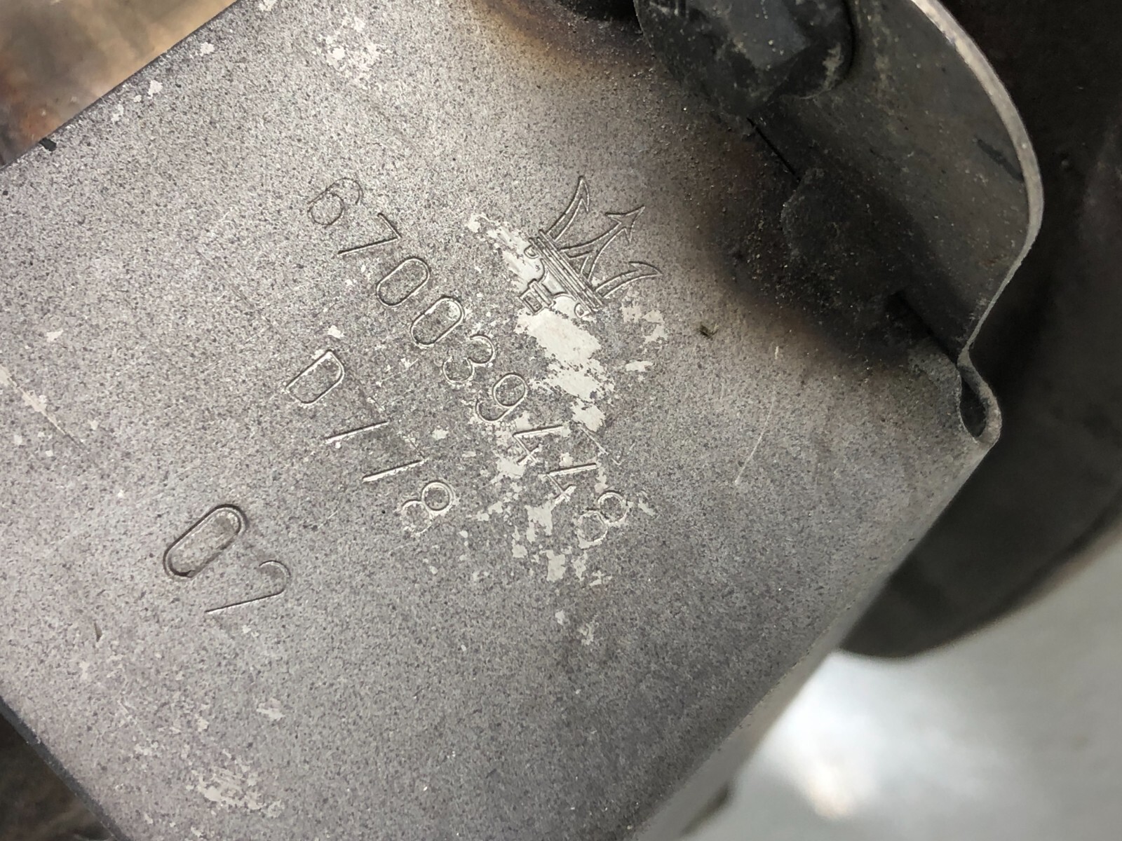 2017-2022 MASERATI LEVANTE 3.0L LEFT DRIVER REAR EXHAUST MUFFLER OEM.