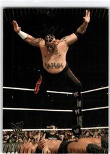 2007 Topps Action WWE #74 Bobby Lashley Vs Umaga