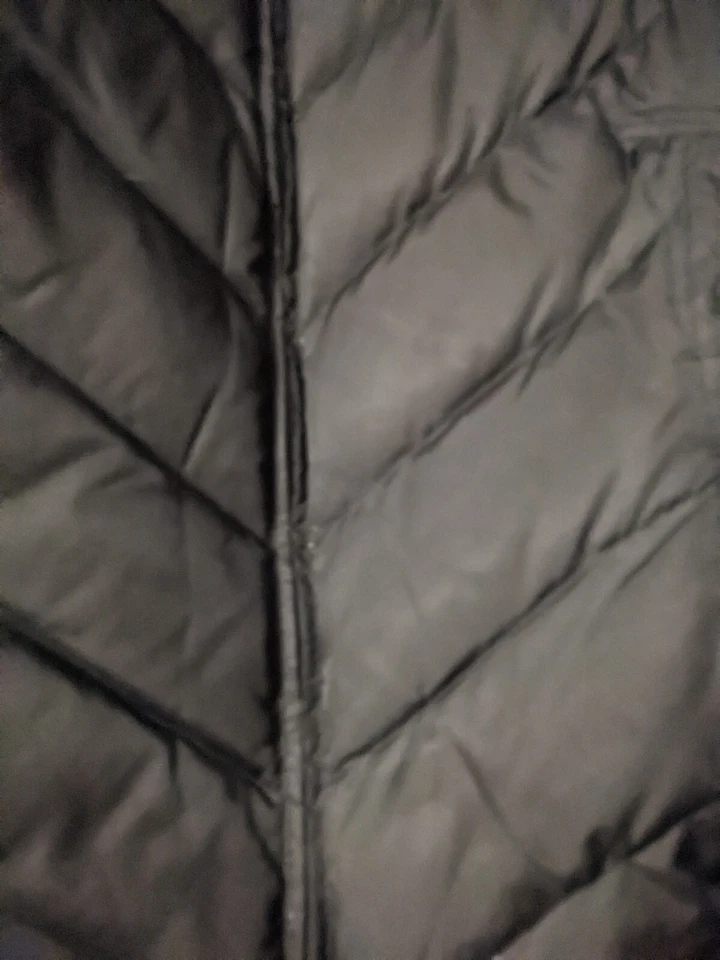 Kenneth Cole Reaction Black Puff Jacket Short Large - Image 3 of 4