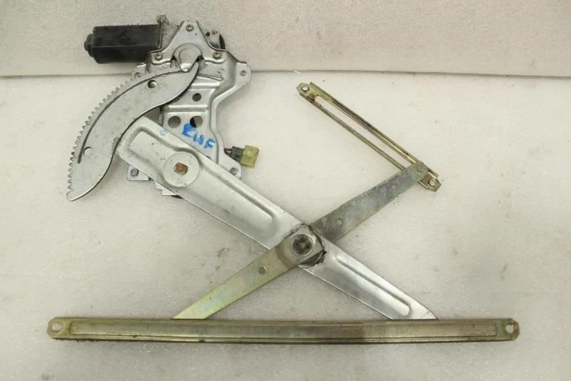 Toyota Supra 1983 regulador ventana puerta pasajero derecho + motor 85720-14160 Foto 2 de 4