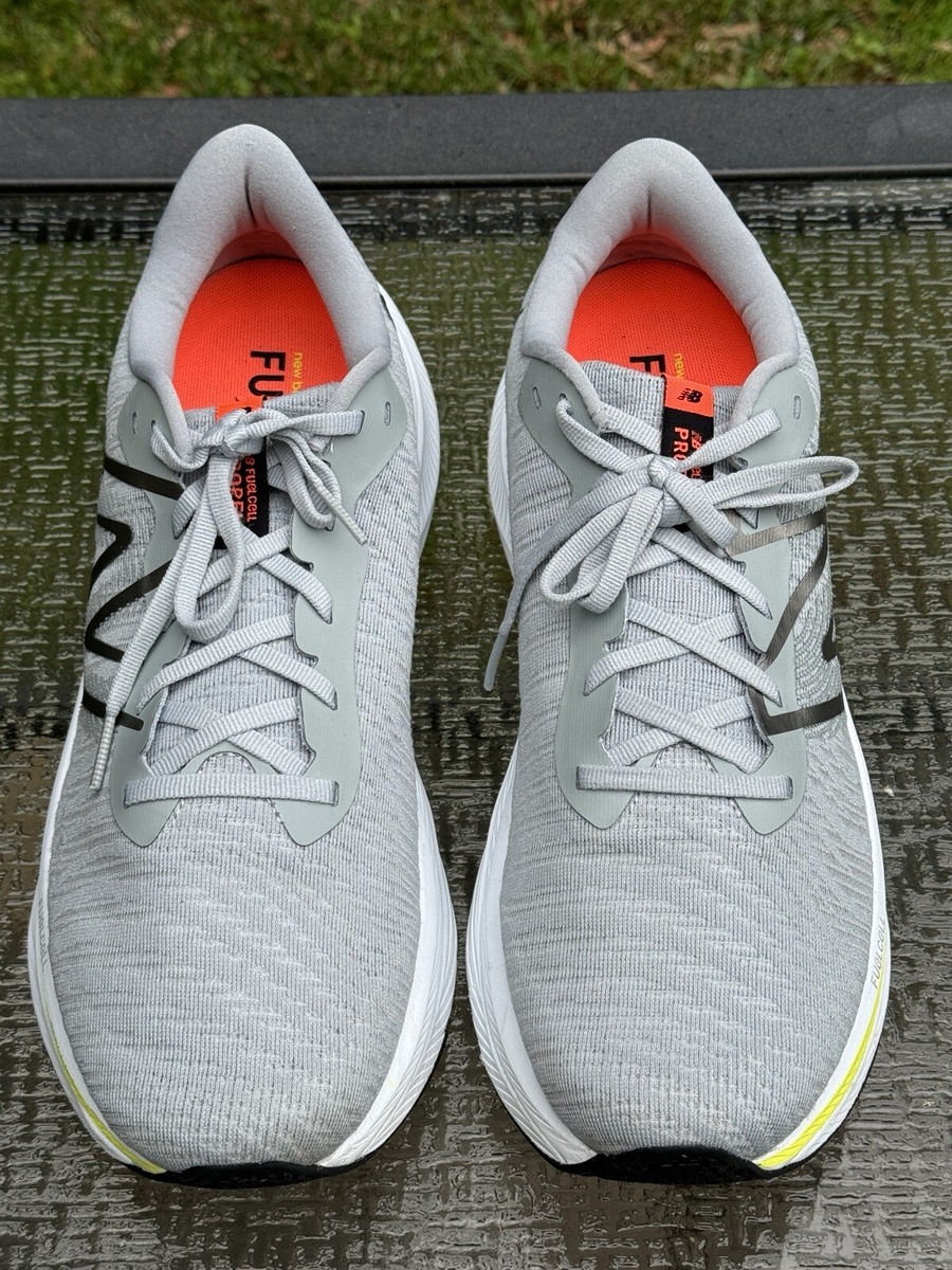 New Balance FuelCell Propel V4 Men