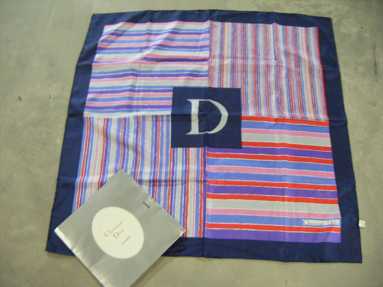 CHRISTIAN DIOR vintage bleu marine multi rayures 
