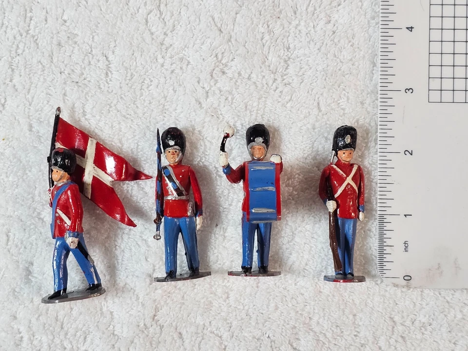 De colección Reisler Danés Real Color Guardia y Centinela Caja Dinamarca 1950 Cuatro Juguete Soldado Foto 2 de 4