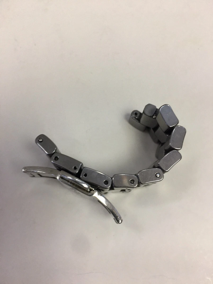 Michael kors watch 2025 bracelet replacement
