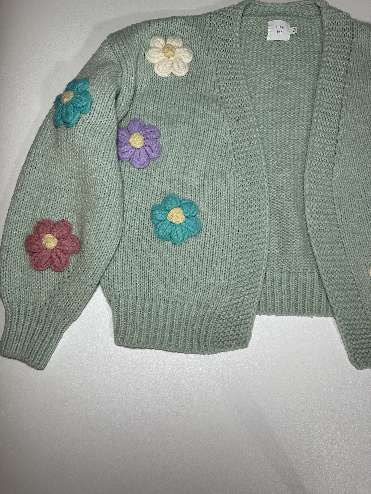 Picture 3 of 8
