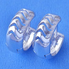 Cute New White Gold Filled Round Wave Cutout Design Band Huggie Hoop Earrings